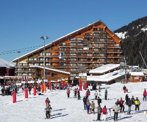 LES ARCS 1800